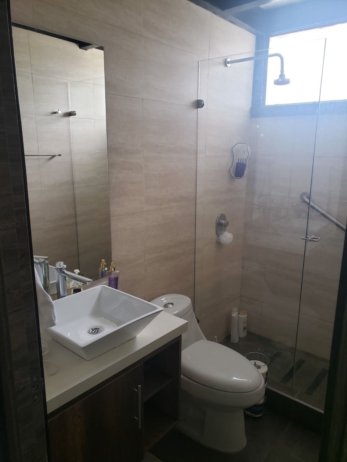 casa en villeta – naturaleza, confort colombian invest & stay (3)