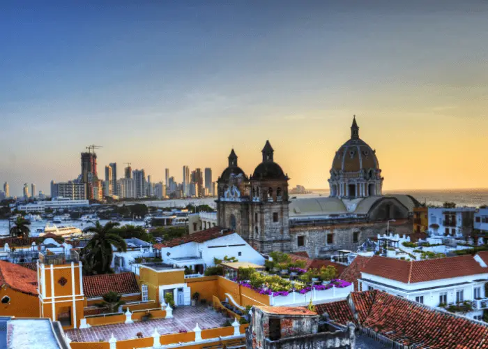 cartagena colombia investand stay